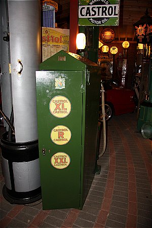 CASTROL CABINET (Exterior) - click to enlarge